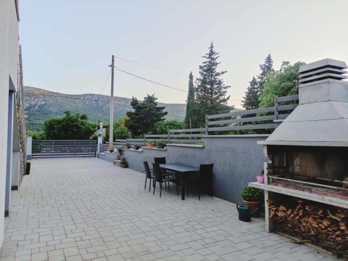 Apartments Nevistic Tribalj  Exterior photo
